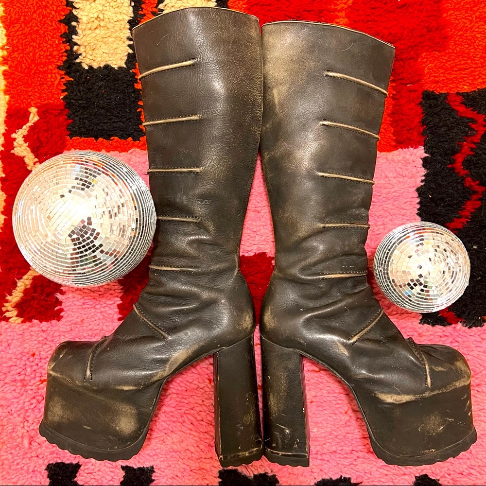 Luichiny Platform Boots
